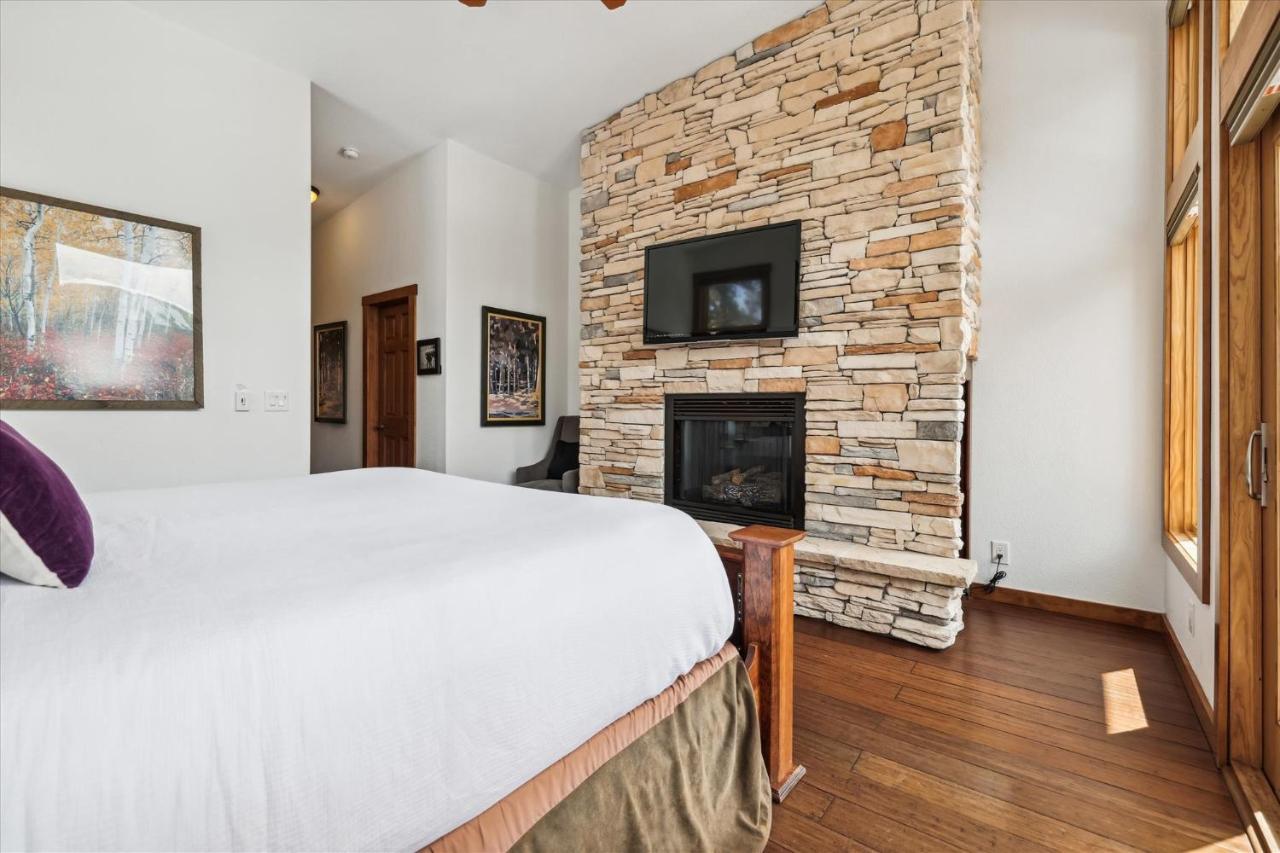 White Cap Lodge Townhouse ブリッケンリッジ エクステリア 写真